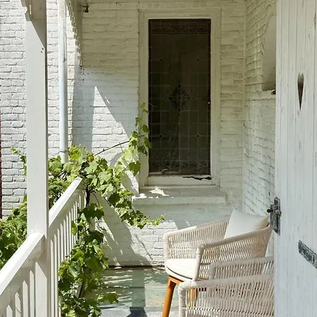 Stylish With A Sunny Balcony Near The Sea 헤이그